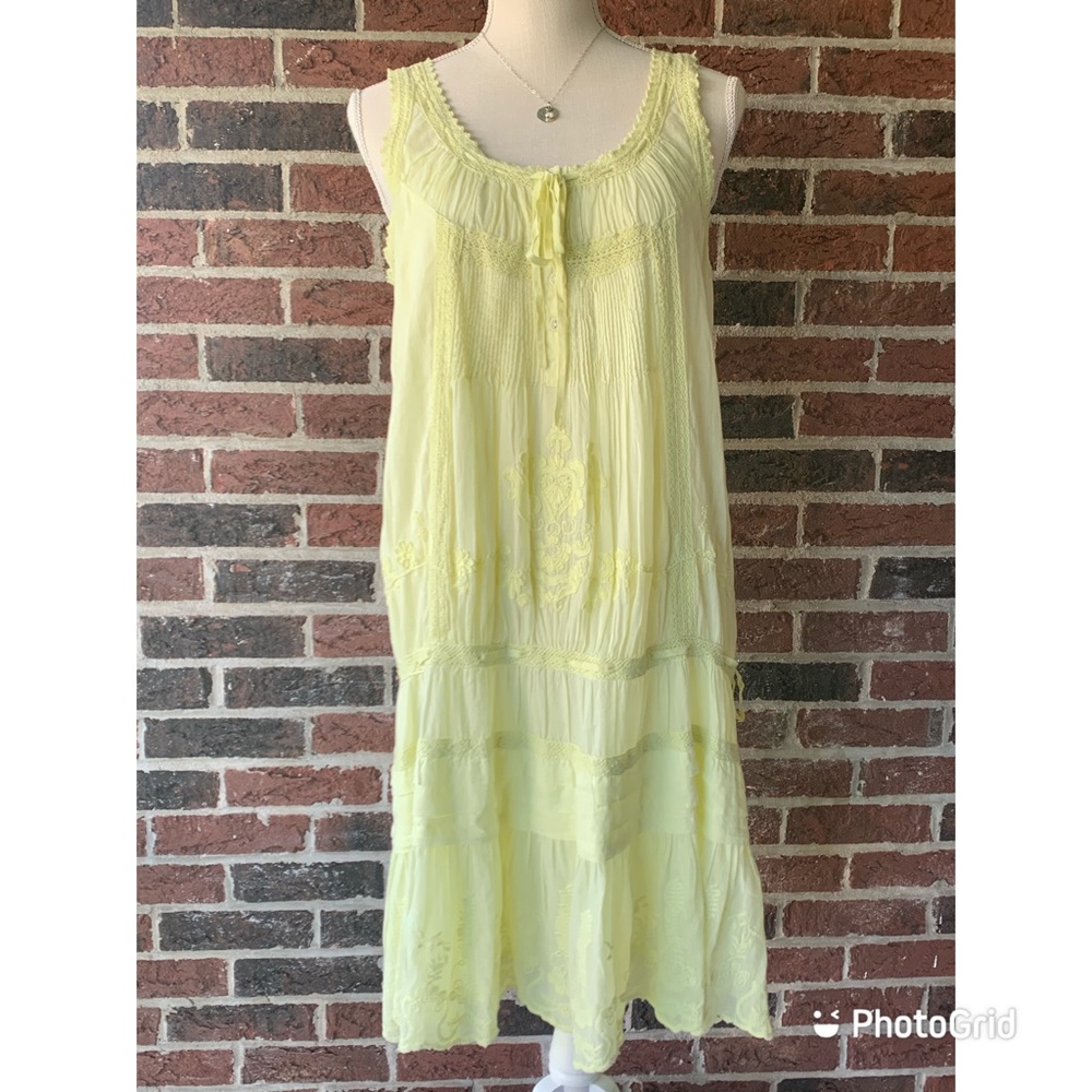 Chelsea & Violet Yellow Sleeves Dress Medium